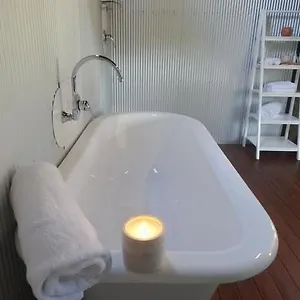 Murphy's Creek Hideaway Hotel Upper Lockyer